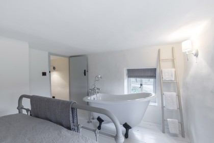 Bedroom/Bathroom - Interior, Exterior & Property Photography